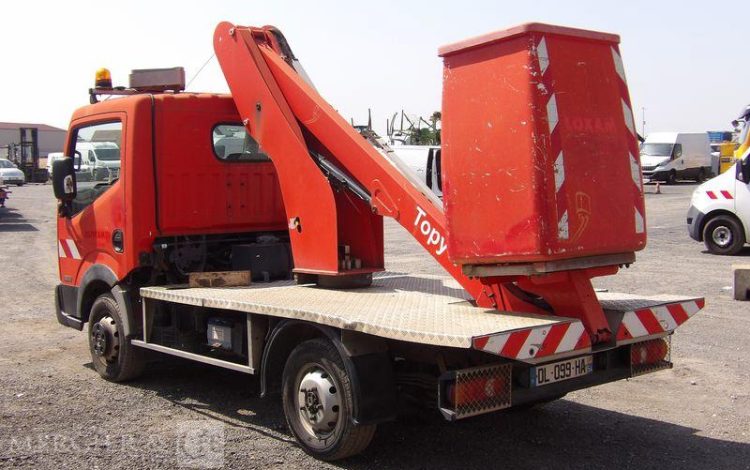 NISSAN CABSTAR  AVEC NACELLE TOPY11 FRANCE ELEVATEUR 12M – DIESEL – 1501 HEURES – ROUGE DL-099-HA
