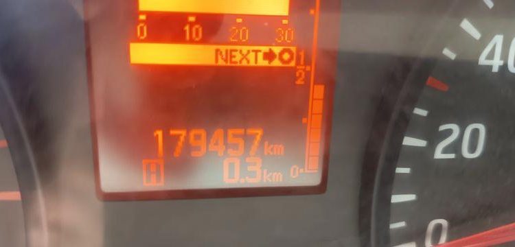 NISSAN CABSTAR  AVEC NACELLE TOPY11 FRANCE ELEVATEUR 12M – DIESEL – 1501 HEURES – ROUGE DL-099-HA