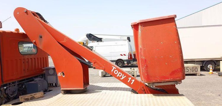 NISSAN CABSTAR  AVEC NACELLE TOPY11 FRANCE ELEVATEUR 12M – DIESEL – 1501 HEURES – ROUGE DL-099-HA