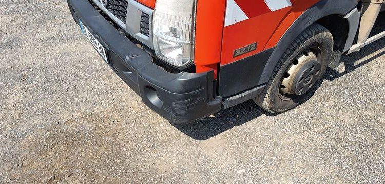 NISSAN CABSTAR  AVEC NACELLE TOPY11 FRANCE ELEVATEUR 12M – DIESEL – 1501 HEURES – ROUGE DL-099-HA