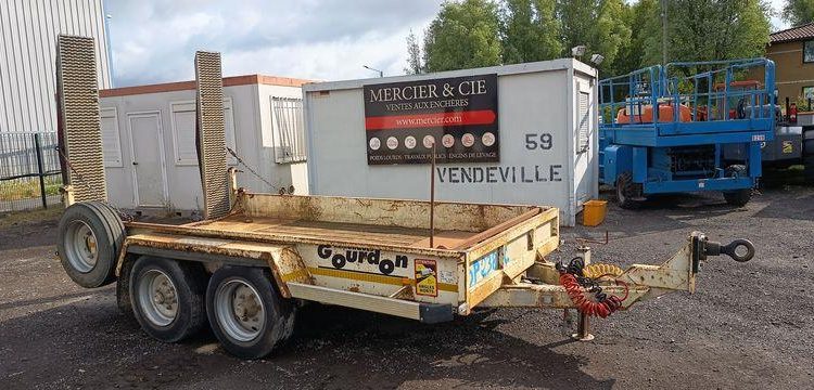 GOURDON REMORQUE PORTE ENGIN PE6000 2 ESSIEUX – PTAC : 6 TONNES – ANNEE 2015  DP-238-CL