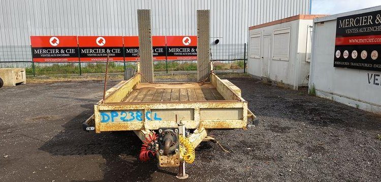 GOURDON REMORQUE PORTE ENGIN PE6000 2 ESSIEUX – PTAC : 6 TONNES – ANNEE 2015  DP-238-CL