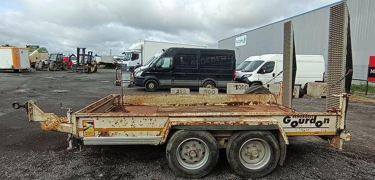 GOURDON REMORQUE PORTE ENGIN PE6000 2 ESSIEUX – PTAC : 6 TONNES – ANNEE 2015  DP-238-CL