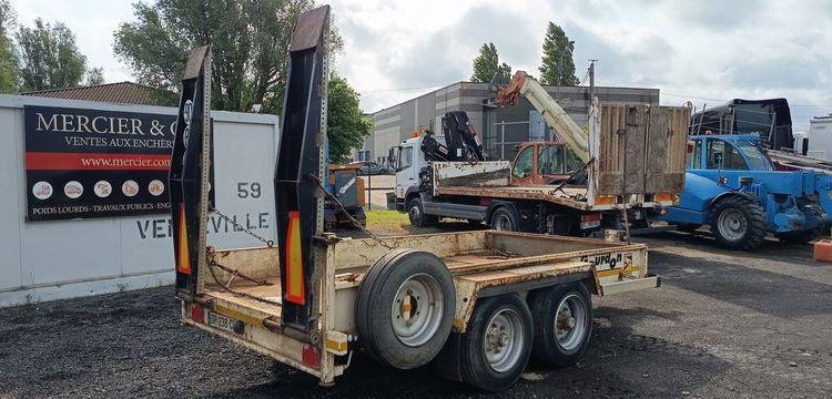 GOURDON REMORQUE PORTE ENGIN PE6000 2 ESSIEUX – PTAC : 6 TONNES – ANNEE 2015  DP-238-CL