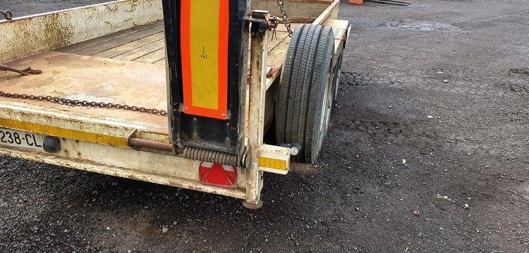 GOURDON REMORQUE PORTE ENGIN PE6000 2 ESSIEUX – PTAC : 6 TONNES – ANNEE 2015  DP-238-CL