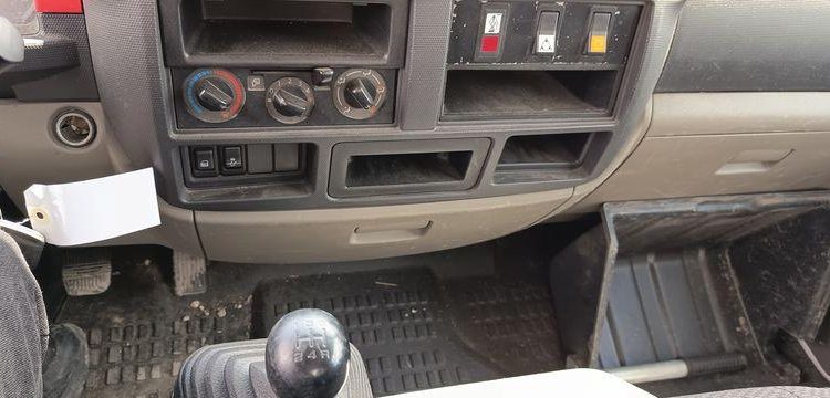 RENAULT MAXITY AVEC NACELLE MT202 – 20M – DIESEL – 3107 HEURES – 74699 KMS – ANNEE 2016 BLANC DZ-109-VC
