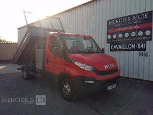 IVECO 35-130 BENNE SIMPLE CABINE COFFRE ROUGE EF-500-JA