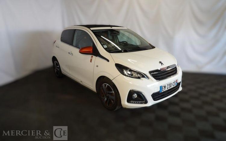 PEUGEOT 108 1.2 VTI 80CH FELINE TOP BLANC EM-230-CS