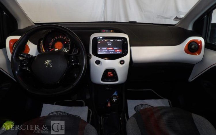 PEUGEOT 108 1.2 VTI 80CH FELINE TOP BLANC EM-230-CS