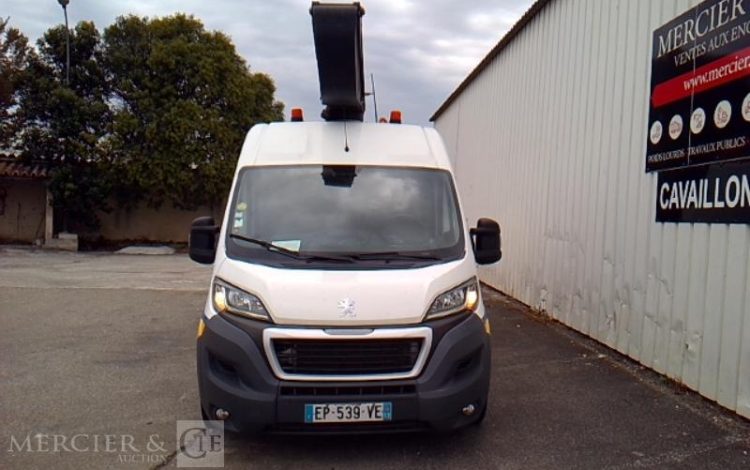 PEUGEOT BOXER BLUEHDI 2.0 16V 130CV NACELLE SUR VL 12M 1642H  EP-539-VE