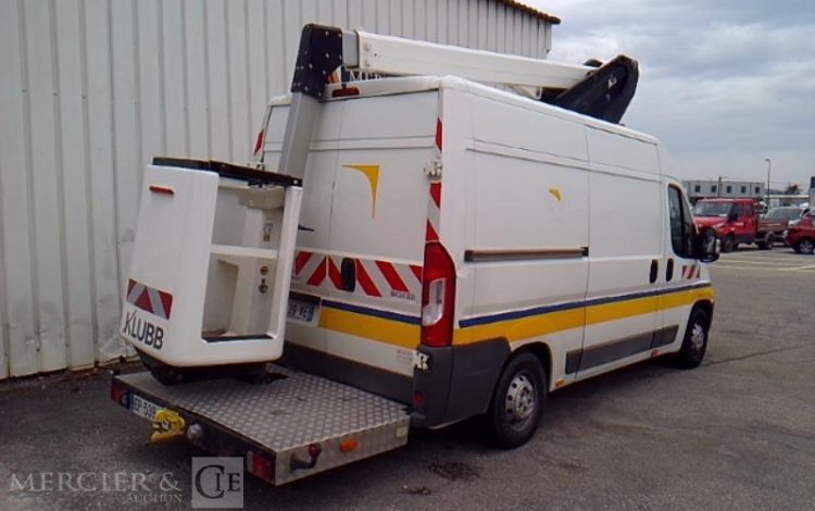PEUGEOT BOXER BLUEHDI 2.0 16V 130CV NACELLE SUR VL 12M 1642H  EP-539-VE