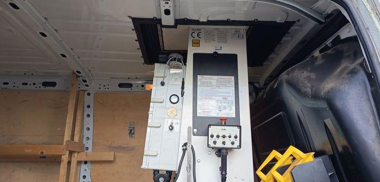 RENAULT MASTER 3 PHASE 2 2,3DCI 16V 130 CV AVEC NACELLE KLUBB K32 – DIESEL – 1261 HEURES BLANC ES-003-YR