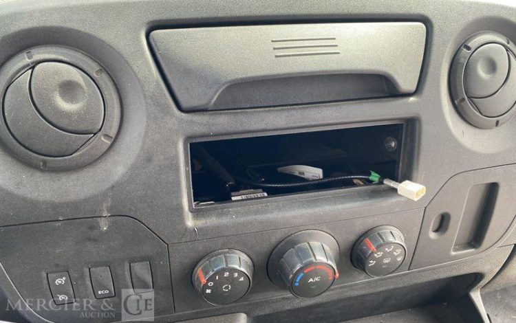 RENAULT MASTER 3 PHASE 2 2,3DCI 16V 130CV AVEC NACELLE KLUBB K32 – 10 M – 66014 KMS – BLANC ES-866-YQ
