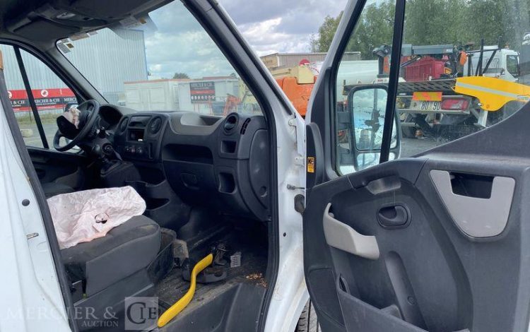 RENAULT MASTER 3 PHASE 2 2,3DCI 16V 130CV AVEC NACELLE KLUBB K32 – 10 M – 66014 KMS – BLANC ES-866-YQ