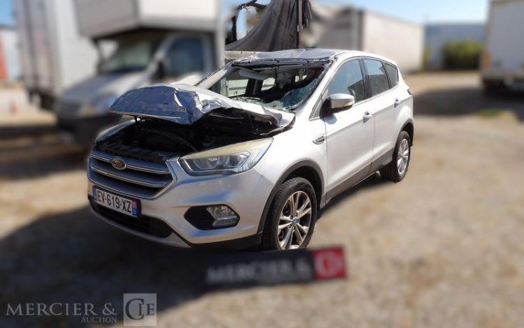 FORD KUGA 1,5 ECOBOOST 120CH TITANIUM 4X2 S&S GRIS EV-619-XZ