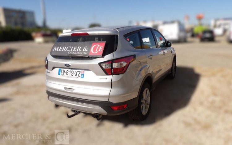 FORD KUGA 1,5 ECOBOOST 120CH TITANIUM 4X2 S&S GRIS EV-619-XZ