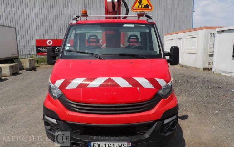 MULTITEL DAILY  AVEC NACELLE MULTITEL MT202 – 20M – DIESEL – 1203 HEURES – 45844 KMS – ROUGE EX-161-WS