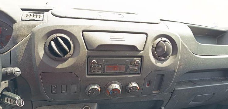 RENAULT MASTER 3 PHASE 2 2,3DCI 16V 130CV AVEC NACELLE KLUBB K26 – 11 M  – 1370 HEURES – BLANC FE-658-BJ