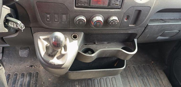RENAULT MASTER 3 PHASE 2 2,3DCI 16V 130CV AVEC NACELLE KLUBB K26 – 11 M  – 1370 HEURES – BLANC FE-658-BJ