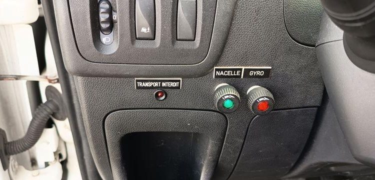 RENAULT MASTER 3 PHASE 2 2,3DCI 16V 130CV AVEC NACELLE KLUBB K26 – 11 M  – 1370 HEURES – BLANC FE-658-BJ