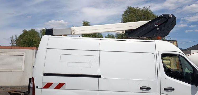 RENAULT MASTER 3 PHASE 2 2,3DCI 16V 130CV AVEC NACELLE KLUBB K26 – 11 M  – 1370 HEURES – BLANC FE-658-BJ