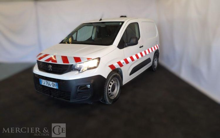PEUGEOT PARTNER STANDARD GRIP 100  FJ-764-QH