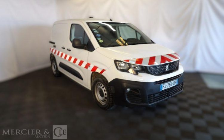 PEUGEOT PARTNER STANDARD GRIP 100  FJ-764-QH
