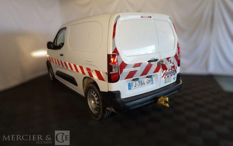 PEUGEOT PARTNER STANDARD GRIP 100  FJ-764-QH