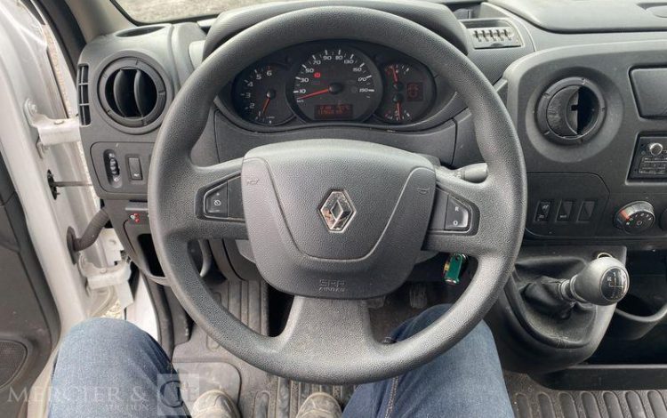 RENAULT MASTER AVEC FRIGO THERMOKING V300 MAX – DIESEL – 115618 KMS – ANNEE 2019 BLANC FK-823-QJ