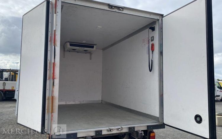 RENAULT MASTER AVEC FRIGO THERMOKING V300 MAX – DIESEL – 115618 KMS – ANNEE 2019 BLANC FK-823-QJ