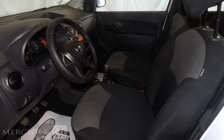 DACIA LODGY 1.5 BLUEDCI 95CH ESSENTIEL BLANC FN-885-XE