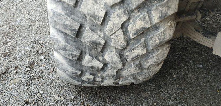 PRONAR REMORQUE AGRICOLE T386 AVEC PLATEAU AMPLIROLL – PTAC : 30T  GE-866-KN