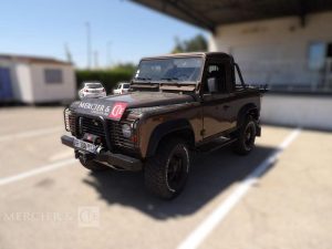 LAND ROVER DEFENDER MARRON GF-288-BX