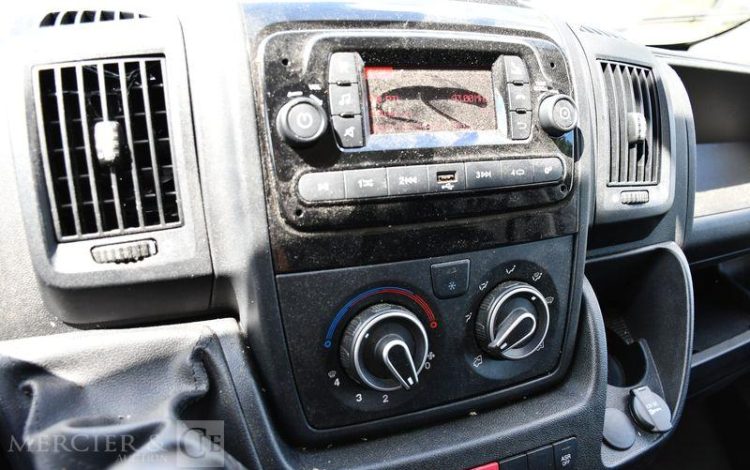 PEUGEOT BOXER 335 2.2 BLUEHDI 165 L2H2 ASPHALT BLANC GP-811-QG