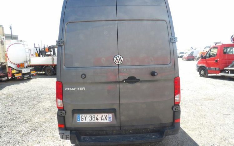 VOLKSWAGEN CRAFTER GRIS GY-384-AX