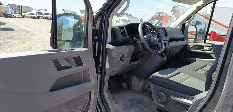 VOLKSWAGEN CRAFTER GRIS GY-384-AX