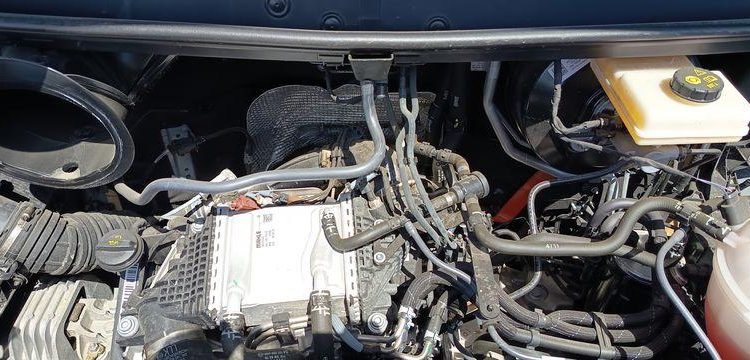 VOLKSWAGEN CRAFTER GRIS GY-384-AX