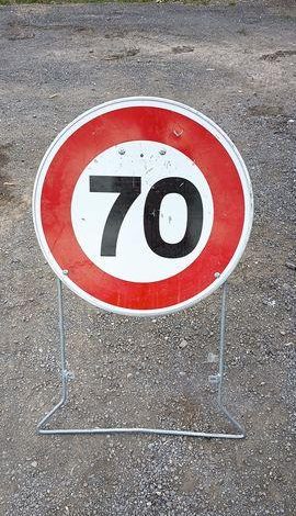LOT DE PANNEAUX DE SIGNALISATION  PDN49