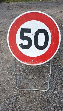 LOT DE PANNEAUX DE SIGNALISATION  PDN49