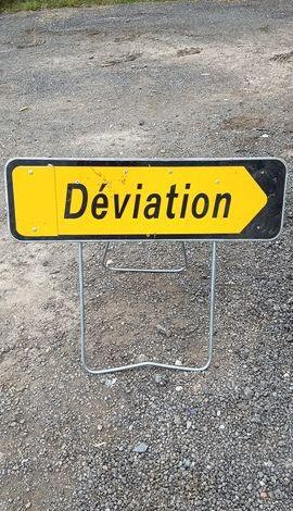 LOT DE PANNEAUX DE SIGNALISATION  PDN49