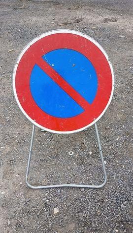 LOT DE PANNEAUX DE SIGNALISATION  PDN49
