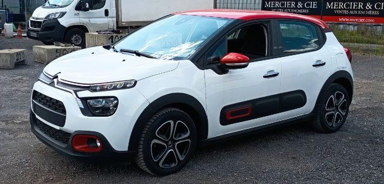 CITROEN C3 1.2 PURETECH 110 SHINE EAT – ESSENCE – 7537 KMS – ANNEE 2022 BLANC PZ2M217