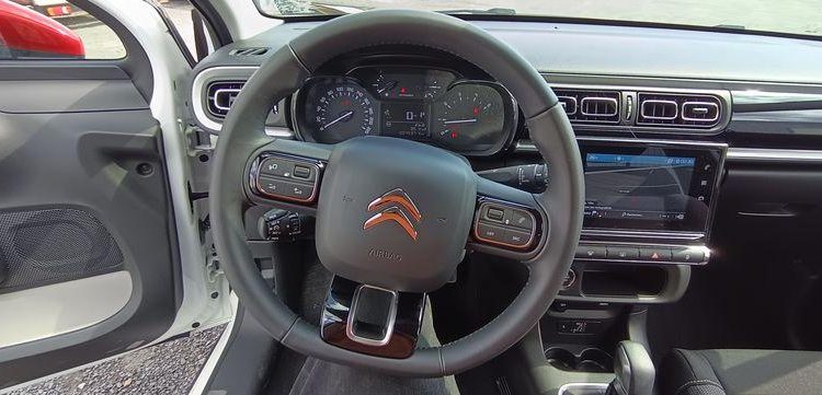 CITROEN C3 1.2 PURETECH 110 SHINE EAT – ESSENCE – 7537 KMS – ANNEE 2022 BLANC PZ2M217