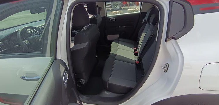 CITROEN C3 1.2 PURETECH 110 SHINE EAT – ESSENCE – 7537 KMS – ANNEE 2022 BLANC PZ2M217