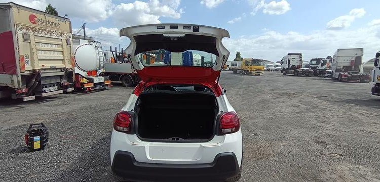 CITROEN C3 1.2 PURETECH 110 SHINE EAT – ESSENCE – 7537 KMS – ANNEE 2022 BLANC PZ2M217