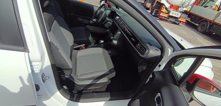 CITROEN C3 1.2 PURETECH 110 SHINE EAT – ESSENCE – 7537 KMS – ANNEE 2022 BLANC PZ2M217