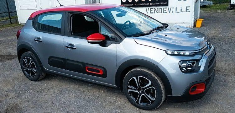 CITROEN C3 1.2 PURETECH 110 SHINE EAT – ESSENCE – 8542 KMS – ANNEE 2022 GRIS PZ2M357
