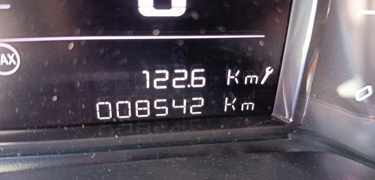 CITROEN C3 1.2 PURETECH 110 SHINE EAT – ESSENCE – 8542 KMS – ANNEE 2022 GRIS PZ2M357