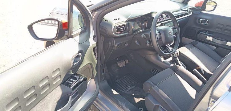CITROEN C3 1.2 PURETECH 110 SHINE EAT – ESSENCE – 8542 KMS – ANNEE 2022 GRIS PZ2M357