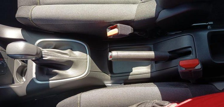 CITROEN C3 1.2 PURETECH 110 SHINE EAT – ESSENCE – 8542 KMS – ANNEE 2022 GRIS PZ2M357